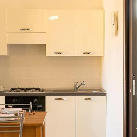 Montalbo Apartment *
